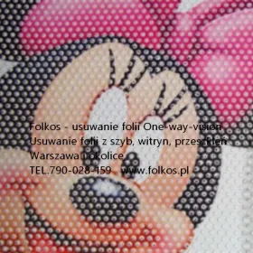 Usuwanie folii z szyb, witryn, przeszkleń- demontaż reklamy, naklejek, napisów, folii, kleju Warszawa