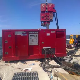 Używany wibromłot PVE 2316 VM do pracy na dźwigu